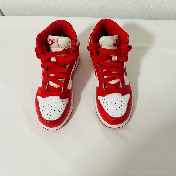 Nike Dunk High (PS) White/University Red Size 13.5 DD2314-106 School Casual EUC - Picture 4 of 9